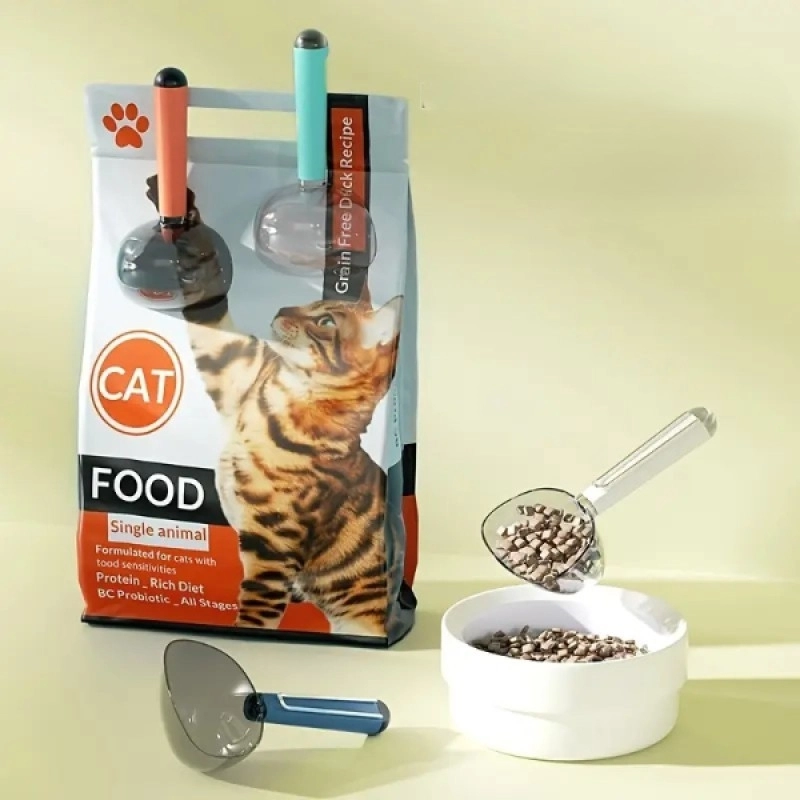 Klipsli ve Ölçekli Kedi Köpek Mama Küreği (Torba Kilitleme Özellikli & 180 ml)